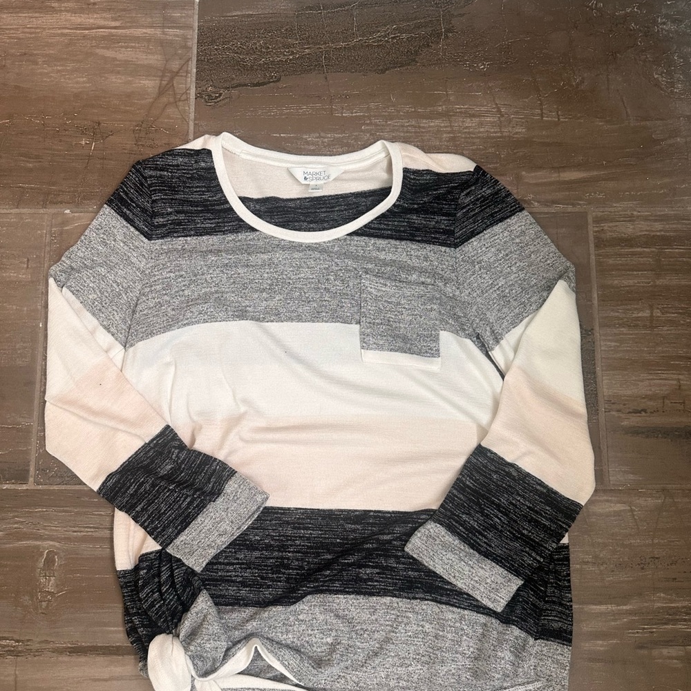 Market & Spruce Striped Neutral Small Sweater